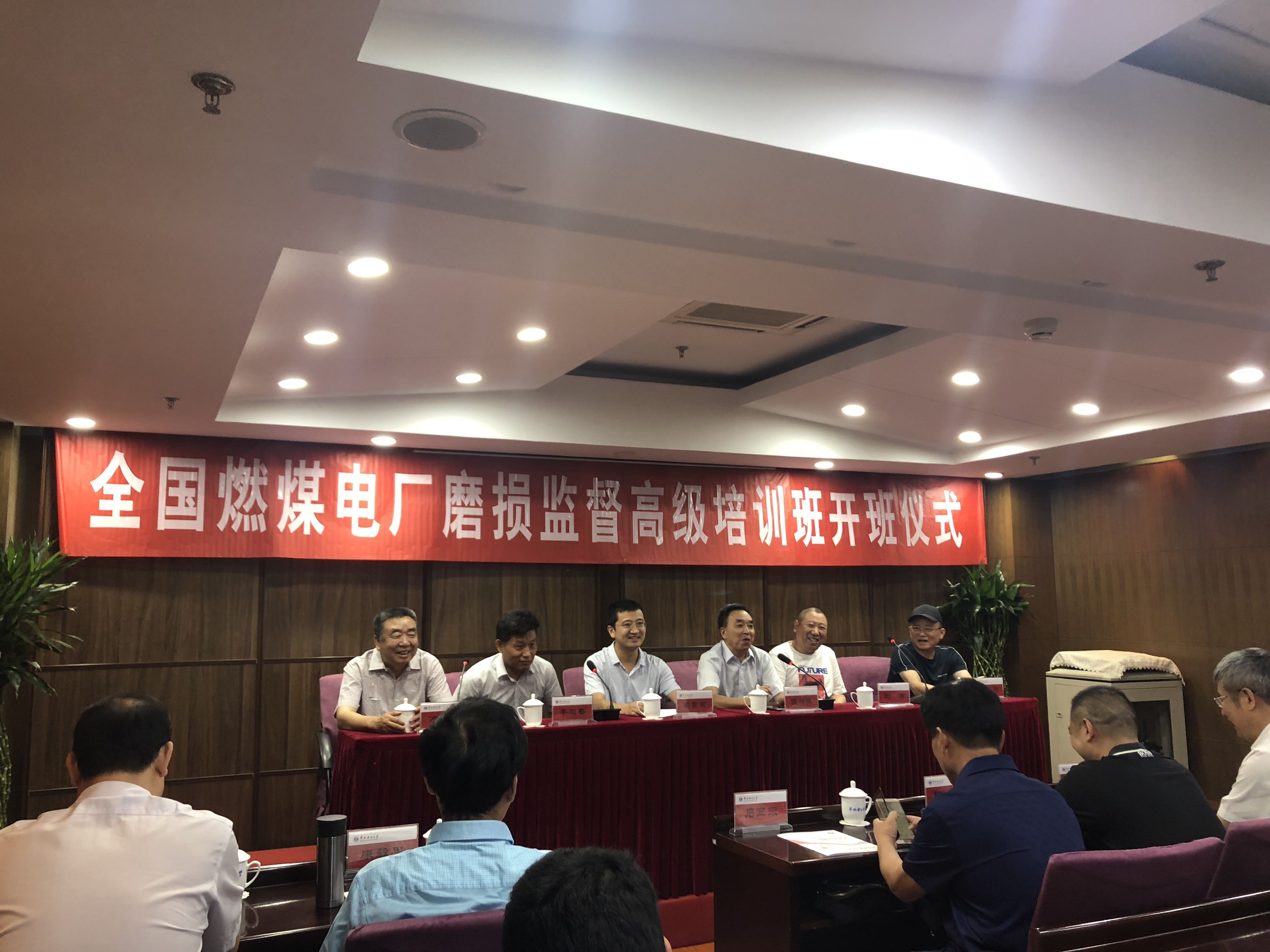 千與千尋，當(dāng)蘇州潤(rùn)達(dá)高鉻磨輥遇上華北電力大學(xué)！